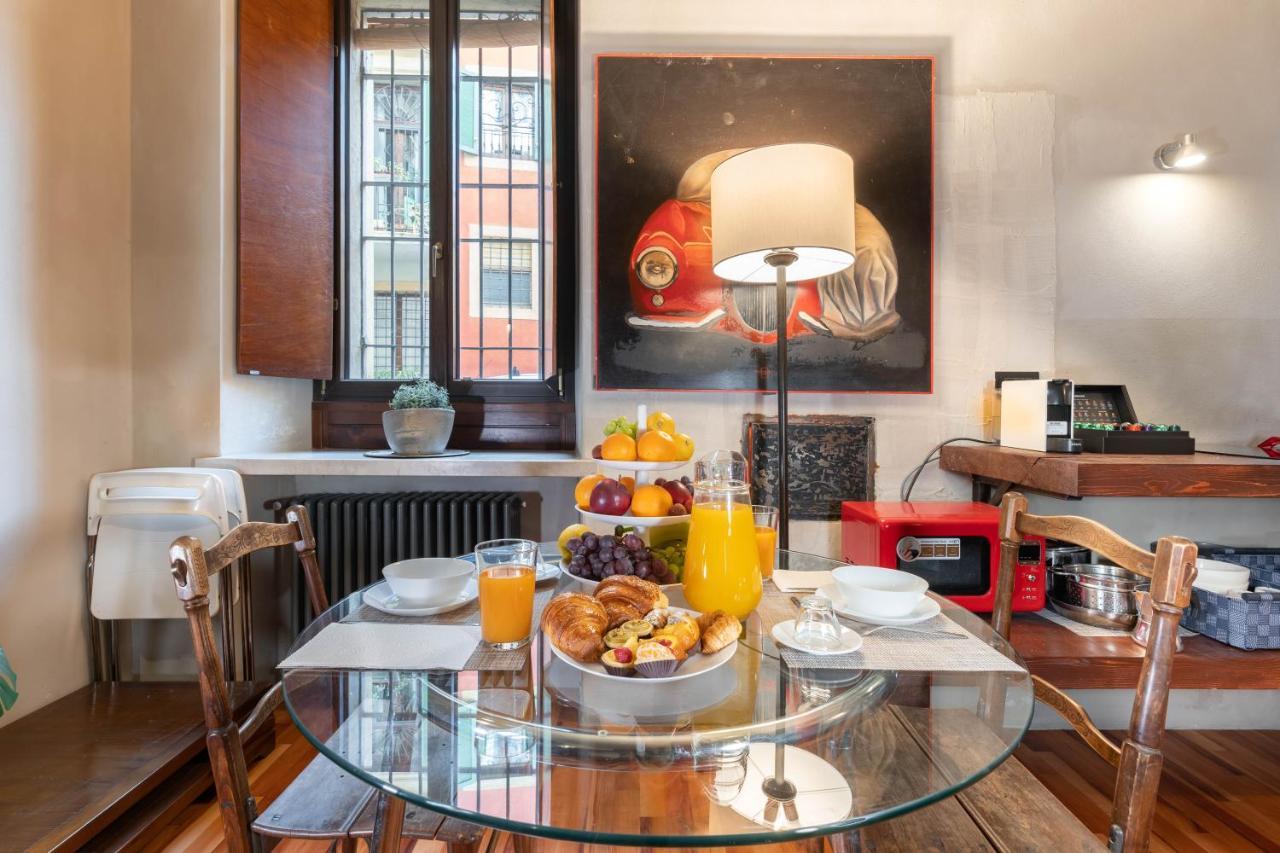 Il Garbo Apartments And Suite Verona Luaran gambar